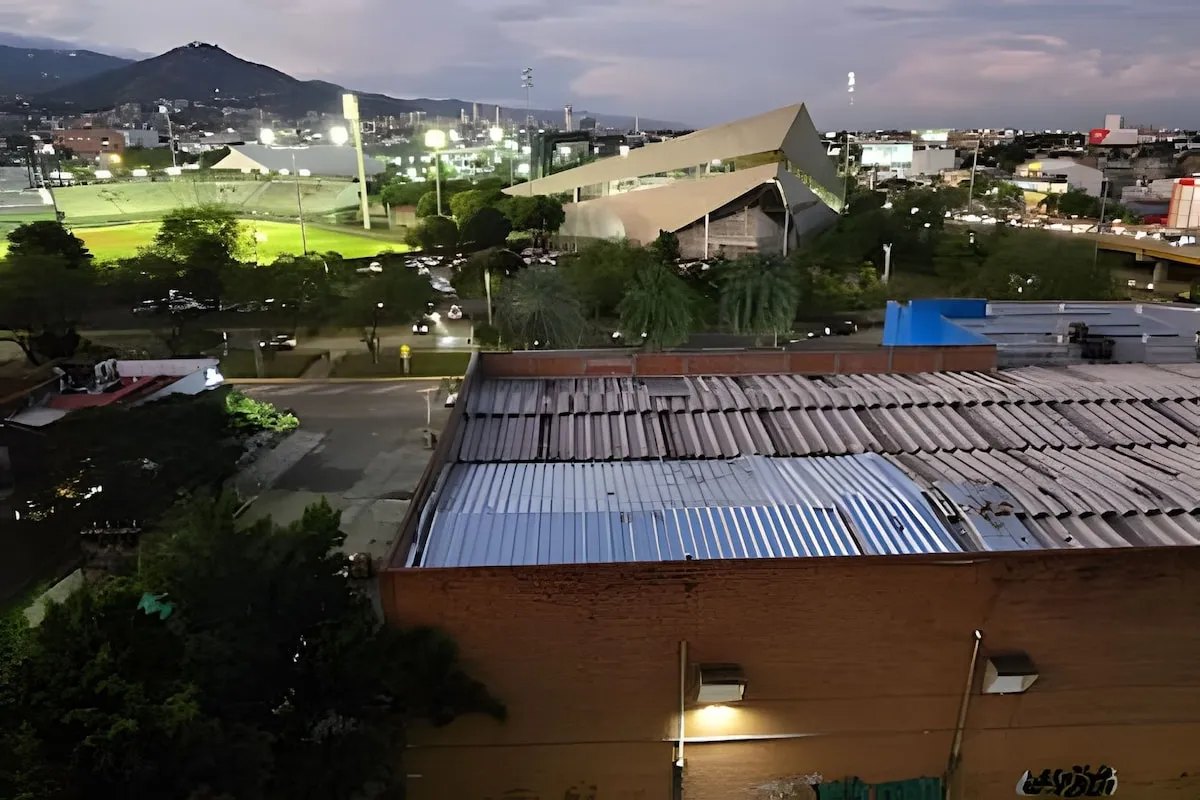 Exclusivo y Confort Total: Céntrico, 3 BR en Cali.