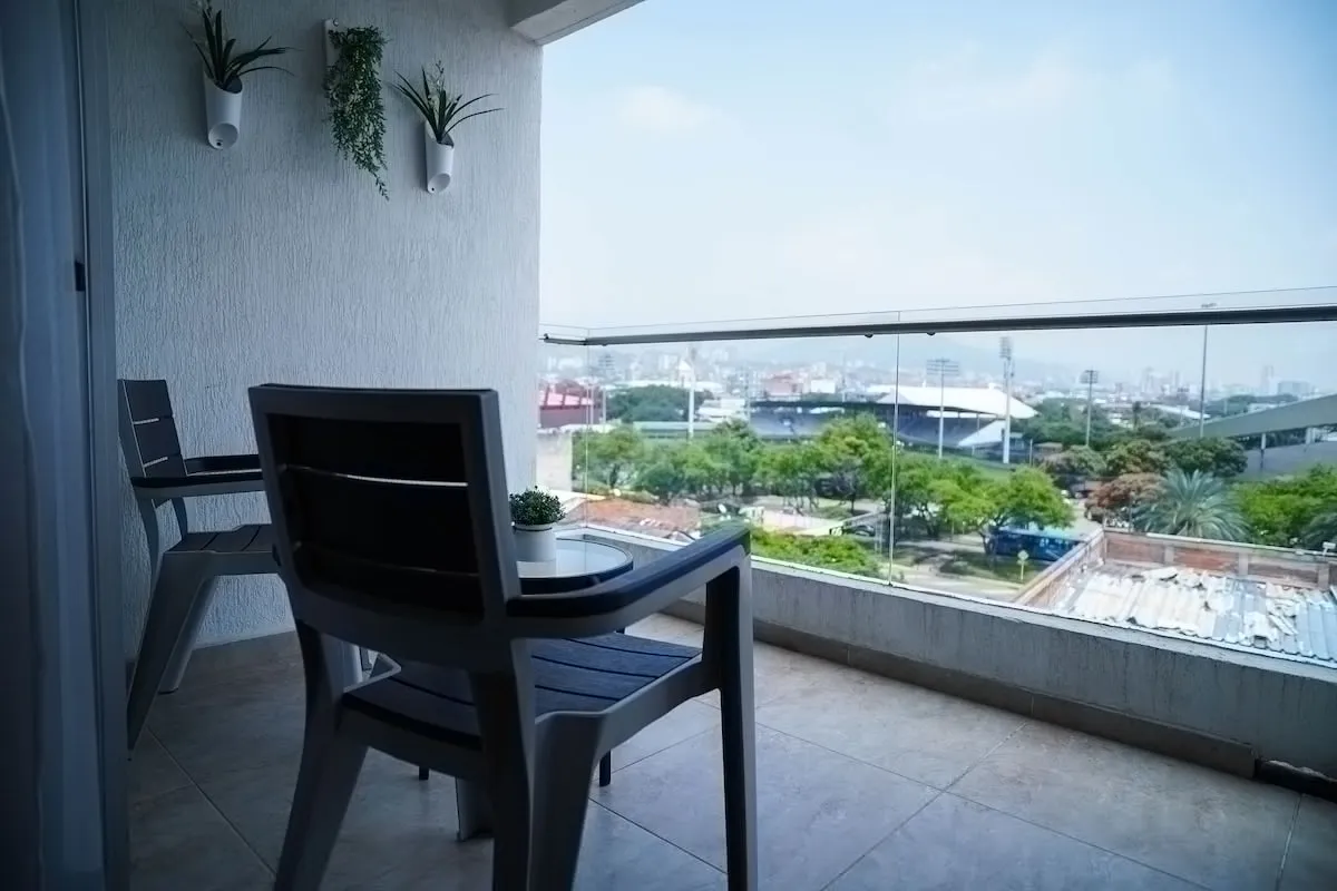 Exclusivo y Confort Total: Céntrico, 3 BR en Cali.
