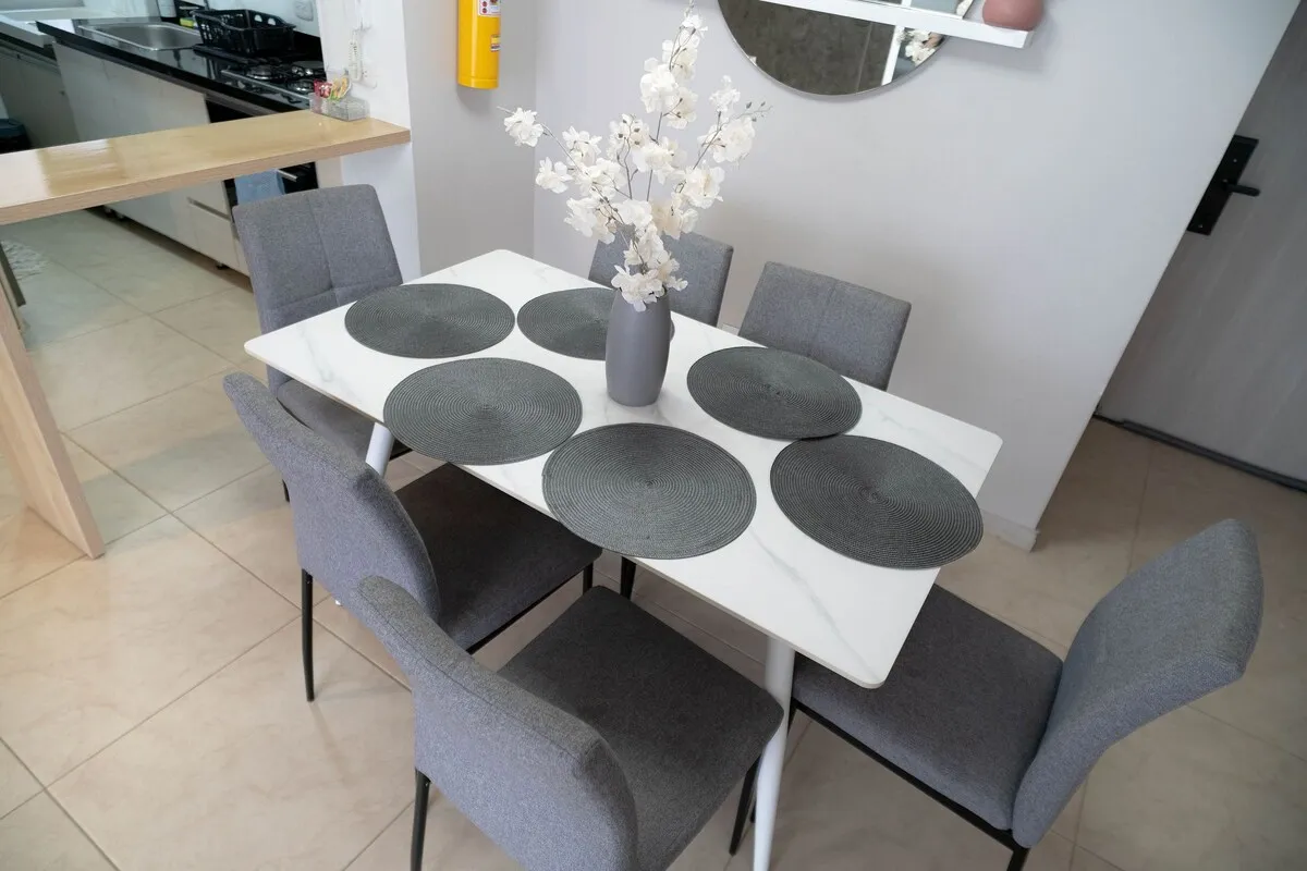 Exclusivo y Confort Total: Céntrico, 3 BR en Cali.
